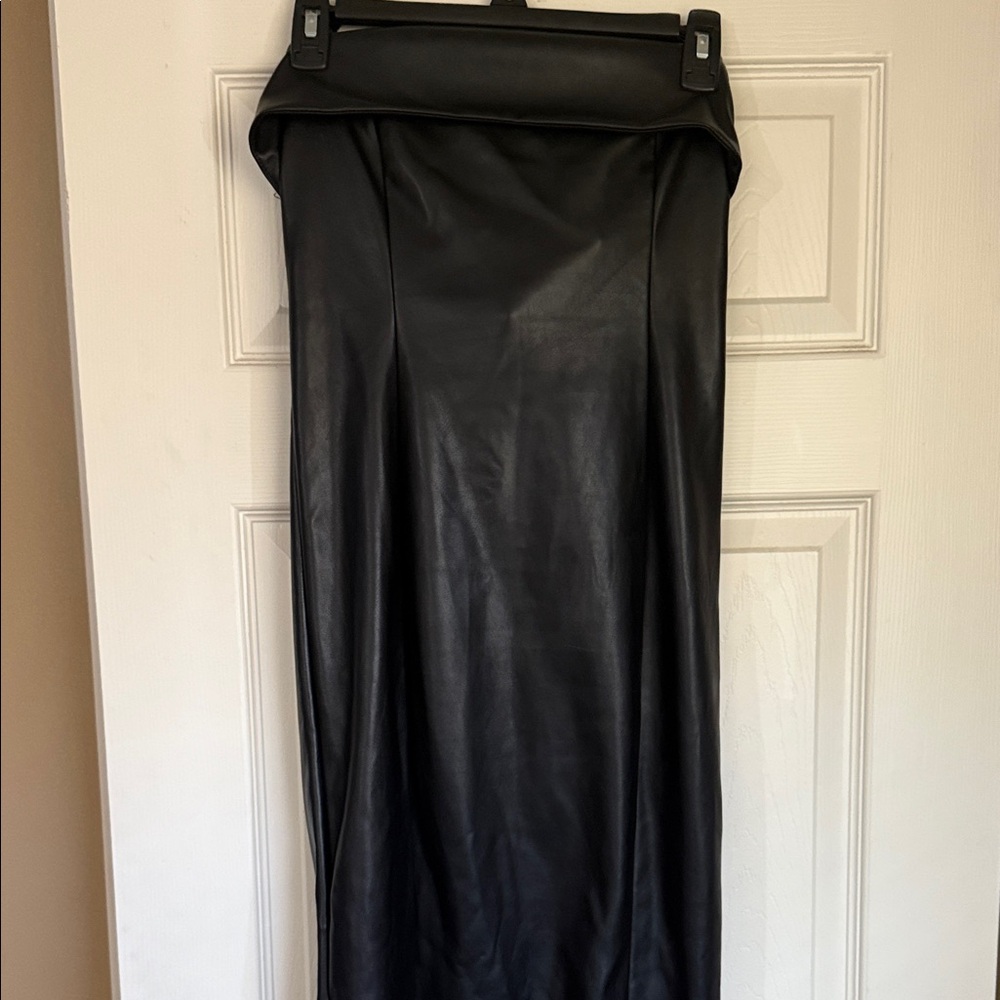 Chic Strapless Black Dress